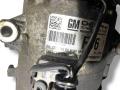 компрессор кондиционера Opel Astra J [рестайлинг] 2013, 1.4 л., A 14 NET, бензин, 6МКПП, graphitschwarz / 22c, хетчбэк 5 дв., передний привод, правый руль, 13412250 - фото №3