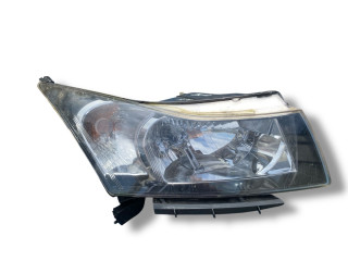 фара правая Chevrolet Cruze 1 поколение 2012, 2.0 л., Z 20 D1, дизель, 6МКПП, carbon flash / gar, хетчбэк 5 дв., передний привод, правый руль