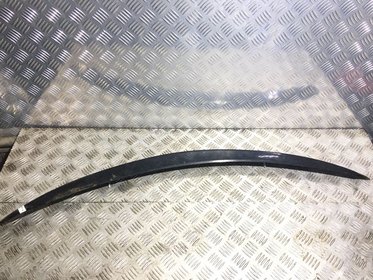 спойлер Opel Insignia 1 поколение (A) 2010, 2.0 л., A 20 DTH, дизель, 6МКПП, graphitschwarz / 22c, лифтбэк, передний привод, правый руль, 13266863 - фото №1