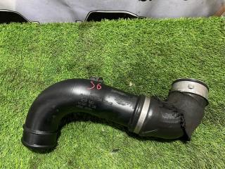 патрубок интеркулера BMW 3 серия E90/E91/E92/E93 (2004 - 2010), 3.0 л., N54 B30 A, бензин, 13717590304
