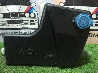 бачок омывателя фар BMW X5 E53 [рестайлинг] E53 2005, 3.0 л., M57 D30 (306D2), дизель, АКПП, black-sapphire metallic (475), внедорожник 5 дв., правый руль, 61678252738