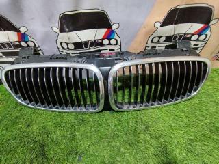 решетка радиатора BMW 7 серия E65/E66/E67 [рестайлинг] E65 2005, 3.9 л., M67 D39 (398D1), дизель, АКПП, black-sapphire metallic (475), седан, 51137145739, 51137145740