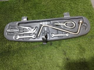 ящик под инструменты BMW 3 серия E46 2000, 3.0 л., M54 B30 (306S3), бензин, АКПП, titan-silber (354), седан, задний привод, правый руль, 71111094910