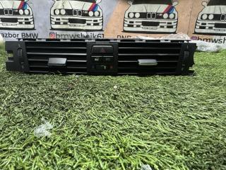 дефлектор обдува салона BMW 3 серия E90/E91/E92/E93 E92 (2004 - 2010), 2.0 л., N47 D20 A, дизель, МКПП, купе, правый руль, 64229130464