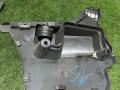 кронштейн (крепление) BMW 5 серия F07/F10/F11 F11 2010, 3.0 л., N55 B30 A, бензин, АКПП, белый, универсал, задний привод, правый руль, 51127207111, 51127207112 - фото №4
