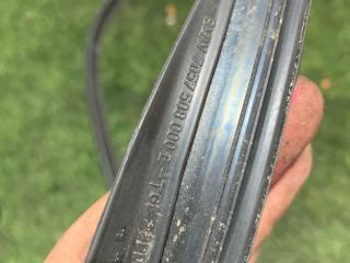 уплотнитель двери BMW 5 серия E60/E61 E60 2004, 3.0 л., M54 B30 (306S3), бензин, АКПП, темно-зелёный, седан, задний привод, 51217057508, 7057508