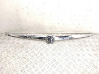 накладка двери (крышки) багажника Opel Insignia 1 поколение (A) [рестайлинг] 2013, 2.0 л., CDTi, A 20 DT, дизель, 6МКПП, фиолетовый, хетчбэк 5 дв., передний привод, правый руль, 13244389