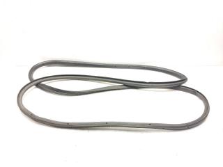 уплотнитель двери Opel Astra J [рестайлинг] 2015, 1.6 л., CDTi, B 16 DTL, дизель, 6МКПП, чёрный, хетчбэк 5 дв., передний привод, правый руль, 13259941