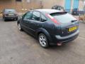 спойлер Ford Focus 2 поколение 2006, 1.6 л., i, FYDA, бензин, 5МКПП, серый, хетчбэк 5 дв., передний привод, правый руль, 4M51-A44210-AM - фото №3