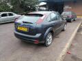 спойлер Ford Focus 2 поколение 2006, 1.6 л., i, FYDA, бензин, 5МКПП, серый, хетчбэк 5 дв., передний привод, правый руль, 4M51-A44210-AM - фото №4