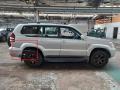 накладка колесной арки Toyota Land Cruiser Prado 3 поколение J120 2002, 3.0 л., D-4D, 1KD-FTV, дизель, 5МКПП, silver / 1d4, внедорожник 5 дв., полный привод, правый руль, 75653-60020 - фото №4