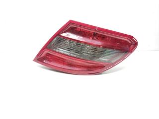 фонарь задний правый Mercedes-Benz C-Класс W204/S204/C204 [рестайлинг] W204 2011, 2.1 л., CDi, OM 651.911, дизель, 6МКПП, indigolithblau / 230, седан, задний привод, правый руль, 2048203064