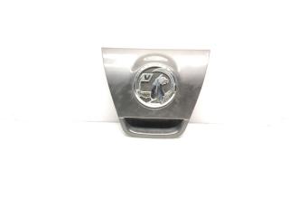 ручка крышки багажника Opel Astra J 2010, 1.6 л., i, A 16 XER, бензин, 5МКПП, karbongrau / gal, хетчбэк 5 дв., передний привод, правый руль, 13271374