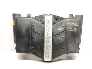 корпус воздушного фильтра Mercedes-Benz CLS-Класс C219 2005, 5.0 л., i, M 113.967, бензин, АКПП, titanitrot / 567, фастбэк, задний привод, правый руль, A1120901101, A1120940004