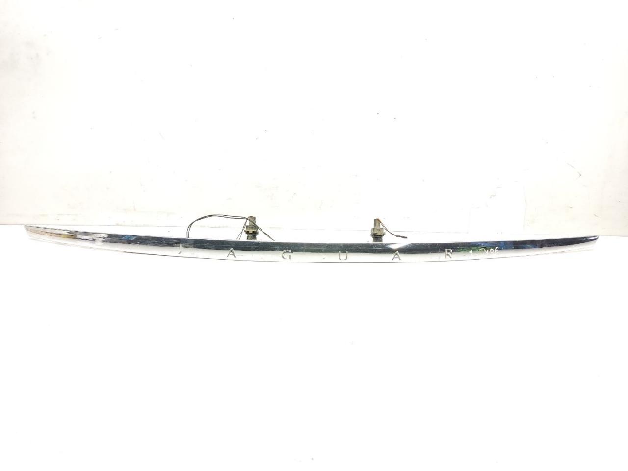 накладка двери (крышки) багажника Jaguar X-Type 1 поколение X400 2007, 2.5 л., i, XB (AJ-V6), бензин, АКПП, glacier blue / jkh, универсал, полный привод, правый руль, 4X4313550AJ - фото №1