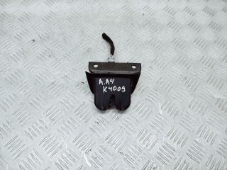 замок багажника Audi A4 B6 2004, 2.5 л., TDi, BDH, дизель, 6МКПП, akoyasilber / ly7h, универсал, полный привод, правый руль, 8E9827520