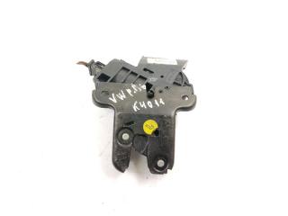 замок багажника Volkswagen Passat B6 2005, 2.0 л., TDi PD, BKP, дизель, 6МКПП, reflex silver / la7w, седан, передний привод, правый руль, 4E0827505C