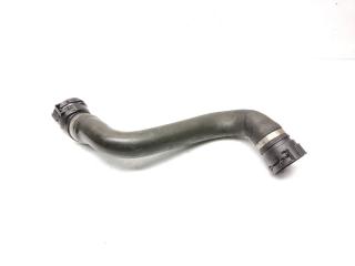 патрубок радиатора BMW 3 серия E90/E91/E92/E93 [рестайлинг] E90 2008, 2.0 л., D, N47 D20 A, дизель, 6МКПП, titansilber / 354, седан, задний привод, правый руль, 7797258, 17127797258