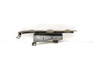 крепление фары правой Mazda BT-50 1 поколение J97M 2008, 2.5 л., TDCi, WLAT (16 V), дизель, 5МКПП, strato blue / 32k, пикап, полный привод, правый руль, UR56-50-150D