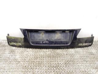 накладка двери (крышки) багажника Lexus IS 2 поколение (XE20) [рестайлинг] XE20 2008, 2.2 л., D, 2AD-FHV, дизель, 6МКПП, dark blue / 8u0, седан, задний привод, правый руль, 7680153030