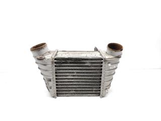 интеркулер Audi TT 8N 2003, 1.8 л., Ti, BAM, бензин, 6МКПП, mauritiusblau / lz5c, купе, полный привод, правый руль, 8L9145805H