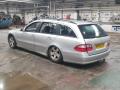 спойлер Mercedes-Benz E-Класс W211/S211 S211 2005, 2.1 л., CDi, OM 646.961, дизель, АКПП, iridiumsilber / 775, универсал, задний привод, правый руль, 2117900188 - фото №3