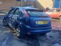 спойлер Ford Focus 2 поколение 2007, 1.6 л., i, HWDA, бензин, 5МКПП, синий, хетчбэк 5 дв., передний привод, правый руль, 4M51-A44210-AK - фото №3