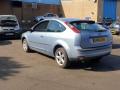 спойлер Ford Focus 2 поколение 2006, 1.8 л., TDCi, KKDA, дизель, 5МКПП, голубой, хетчбэк 3 дв., передний привод, правый руль, 4M51-A44210-AK - фото №3