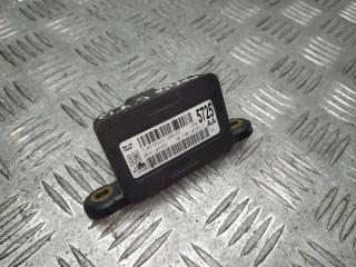 датчик ускорения Opel Astra J 2011, 1.3 л., CDTi, A 13 DTE, дизель, 5МКПП, белый, универсал, передний привод, правый руль, 13505725