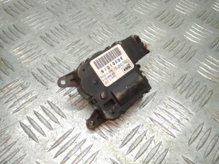 моторчик заслонки печки Renault Megane 3 поколение 2011, 1.5 л., DCi, K9K 846, дизель, 6МКПП, серебро, универсал, передний привод, правый руль