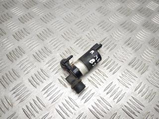 насос (моторчик) омывателя стекла Renault Megane 3 поколение 2011, 1.5 л., DCi, K9K 846, дизель, 6МКПП, серебро, универсал, передний привод, правый руль