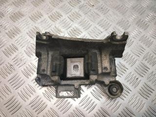 кронштейн КПП Renault Megane 3 поколение 2011, 1.5 л., DCi, K9K 846, дизель, 6МКПП, серебро, универсал, передний привод, правый руль, 326D50-2-1