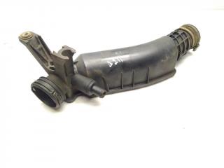 патрубок интеркулера Mercedes-Benz C-Класс W203/S203/CL203 [рестайлинг] W203 2004, 1.8 л., Kompr, M 271.946, бензин, АКПП, brillantsilber / 744, седан, задний привод, правый руль, A2710901537