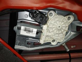 стеклоподъемник передний правый Mercedes-Benz C-Класс W203/S203/CL203 [рестайлинг] CL203 2006, 1.8 л., Kompr, M 271.921, бензин, АКПП, оранжевый, 487u, хетчбэк 3 дв., задний привод, правый руль