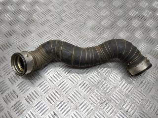 патрубок интеркулера Mercedes-Benz C-Класс W203/S203/CL203 [рестайлинг] 2006, 1.8 л., Kompr, M 271.946, бензин, АКПП, черный, седан, задний привод, правый руль, A2035280782