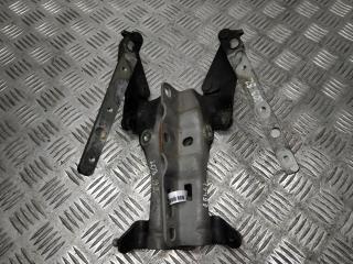 петля капота Mercedes-Benz C-Класс W203/S203/CL203 [рестайлинг] 2005, 1.8 л., Kompr, M 271.946, бензин, 6МКПП, черный, седан, задний привод, правый руль, A2038800328, A2038800428