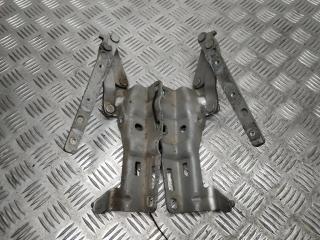 петля капота Mercedes-Benz C-Класс W203/S203/CL203 [рестайлинг] 2005, 1.8 л., Kompr, M 271.946, бензин, 6МКПП, серебро, седан, задний привод, правый руль, A2038800328, A2038800428