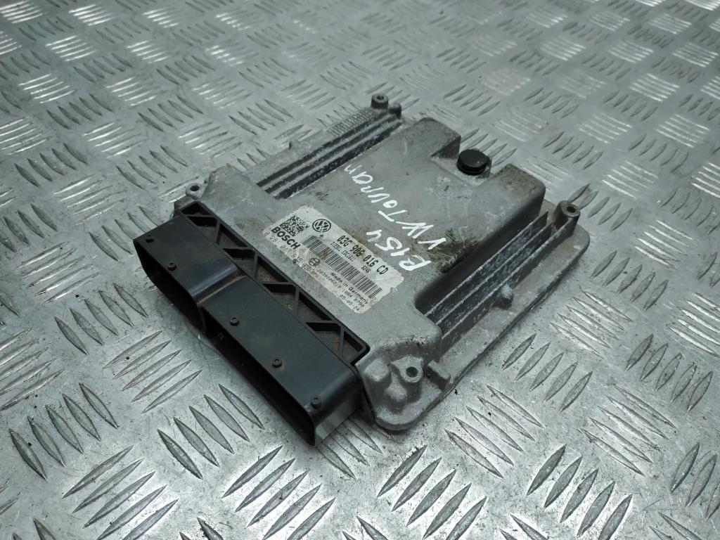 блок управления двигателем Volkswagen Touran 1 поколение 2005, 1.9 л., TDi PD, BKC, дизель, 6МКПП, синий, минивэн, передний привод, правый руль, 03G906016CD, 0281011945 - фото №1