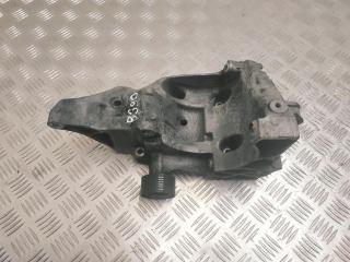 кронштейн компрессора кондиционера BMW 5 серия E60/E61 [рестайлинг] E60 2008, 2.0 л., D, N47 D20 A, дизель, АКПП, spacegrau / a52, седан, задний привод, правый руль, 11167802639