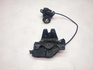замок багажника BMW 3 серия E90/E91/E92/E93 E90 2005, 2.0 л., i, N46 B20 B, бензин, 6МКПП, titansilber / 354, седан, задний привод, правый руль, 8196401