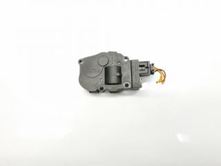 моторчик заслонки печки BMW 3 серия E90/E91/E92/E93 E90 2006, 2.0 л., i, N46 B20 B, бензин, 6МКПП, mysticblau / a07, седан, задний привод, правый руль