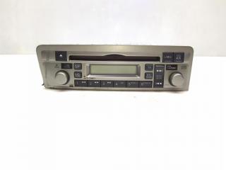 CD-чейнджер Honda Civic 7 поколение [рестайлинг] EV1 2004, 2.0 л., i, K20A3, бензин, 5МКПП, серебро, хетчбэк 5 дв., передний привод, правый руль, 39101-S6A-X010-M1