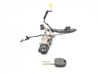 замок зажигания Audi A4 B6 2003, 2.0 л., i, ALT, бензин, 5МКПП, черный, универсал, передний привод, правый руль