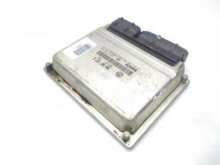 блок управления двигателем Volkswagen Passat B5 [рестайлинг] 2002, 2.0 л., i, ALT, бензин, 5МКПП, серый, седан, передний привод, правый руль, 3B0907557R, 0261208003