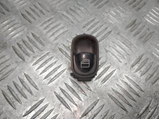 кнопка стеклоподъемника двери Mercedes-Benz C-Класс W203/S203/CL203 [рестайлинг] 2005, 2.0 л., Kompr, M 111.955, бензин, 6МКПП, серебро, седан, задний привод, правый руль, A2038200210