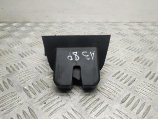 замок багажника Audi A3 8P 2004, 2.0 л., TDi, BKD, дизель, 6МКПП, akojasilber / ly7h, хетчбэк 3 дв., передний привод, правый руль, 8P4827505A