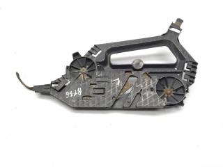 крепление фары левой Skoda Octavia 2 поколение (A5) 1Z 2005, 2.0 л., TDi, BKD, дизель, вариатор, бежевый, лифтбэк, передний привод, правый руль, 1Z0941339