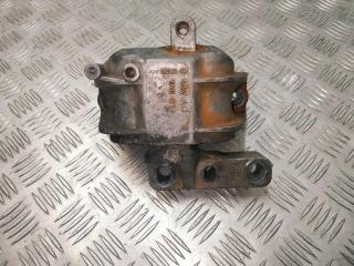 подушка крепления двигателя Volkswagen Passat B6 2007, 2.0 л., TDi, BMR, дизель, 6МКПП, серебро, универсал, передний привод, правый руль, 1K0199262