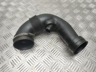 патрубок воздушного фильтра Mercedes-Benz C-Класс W203/S203/CL203 W203 2001, 2.2 л., CDi, OM 611.962, дизель, 6МКПП, синий, седан, задний привод, правый руль, A6110940108, A6110940308