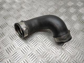 патрубок интеркулера Mercedes-Benz C-Класс W203/S203/CL203 W203 2001, 2.2 л., CDi, OM 611.962, дизель, 6МКПП, золотой, седан, задний привод, правый руль, A2035280482, A2035281482, A2035282882
